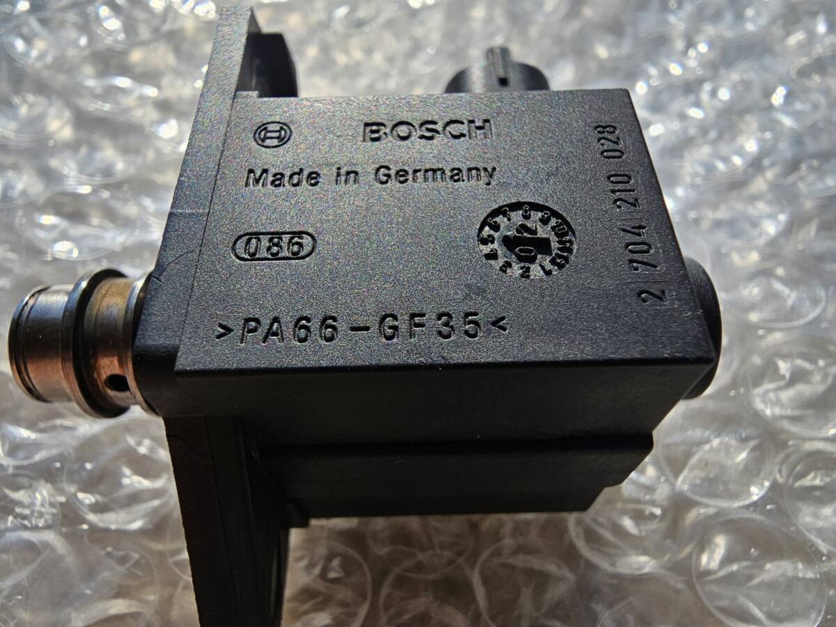 【中古パーツ】 アルファロメオ156 中期 セダン 2.0JTS フューエルプレッシャーレギュレーター/センサー セット AS240912‐C