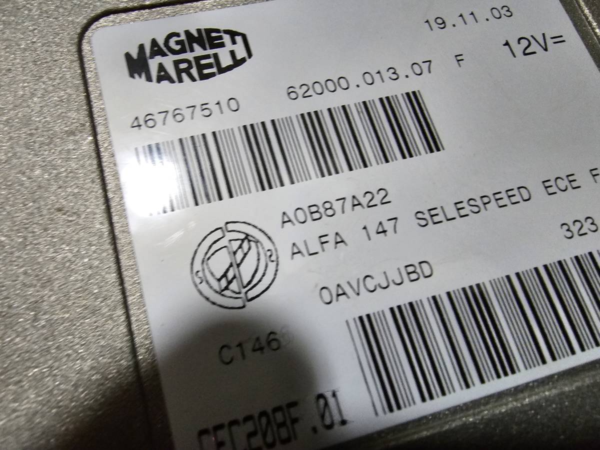 【中古パーツ】 アルファロメオ 147　前期　セレスピードコンピュータ　マレリ・46767510　DS230524-A