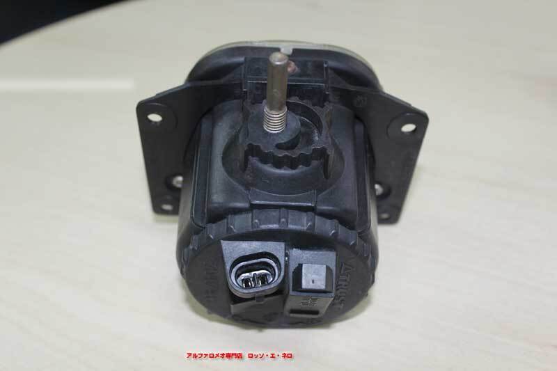 【中古パーツ】アルファロメオ156・156ワゴン　純正 フロントフォグランプ　左右セット Y-260614b