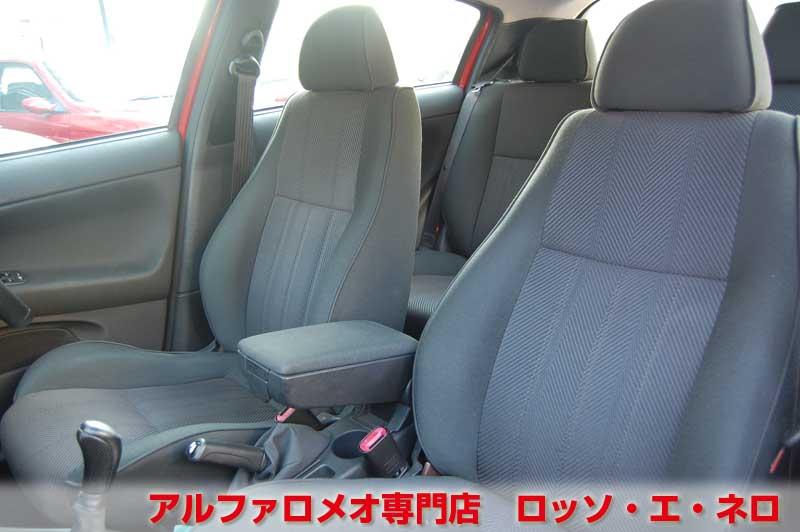 【新入荷】　アルファロメオ147　1.6ツインスパーク　アルファレッド・５ドア