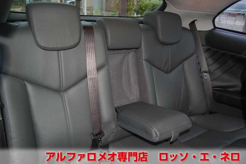【新入荷】　アルファロメオＧＴ　3.2Ｖ6・6ＭＴ　社外18インチＡＷ　タイベル一式交換済