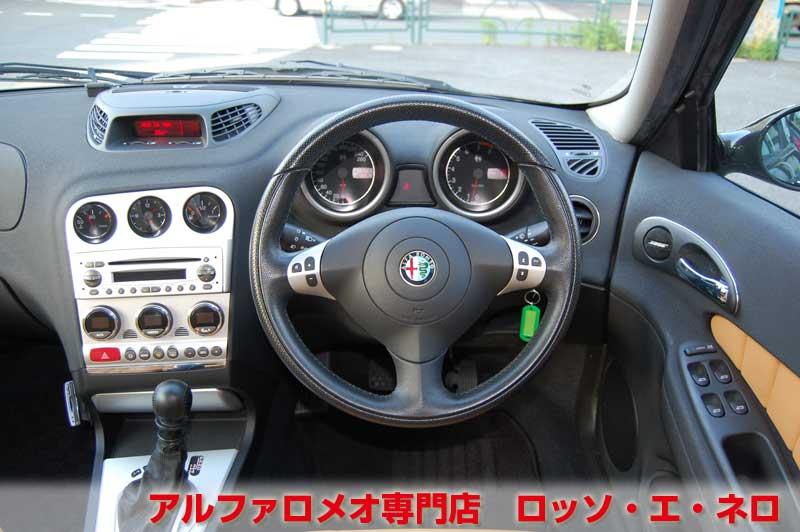 【新入荷】　アルファロメオ156　2.5Ｖ6Ｑシステム　フェイズ３（後期型）　ハラマブラック・タンレザー　ワンオーナー