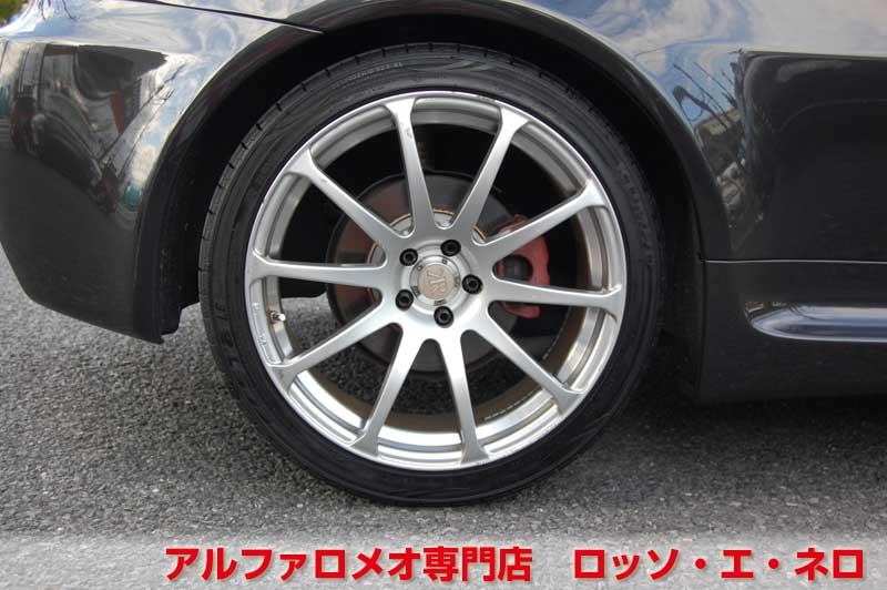 アルファロメオ147GTA　3.2V6セレスピード　ブラック・社外マフラー　ローダウン・18ＡＷ　タイベル一式交換済み