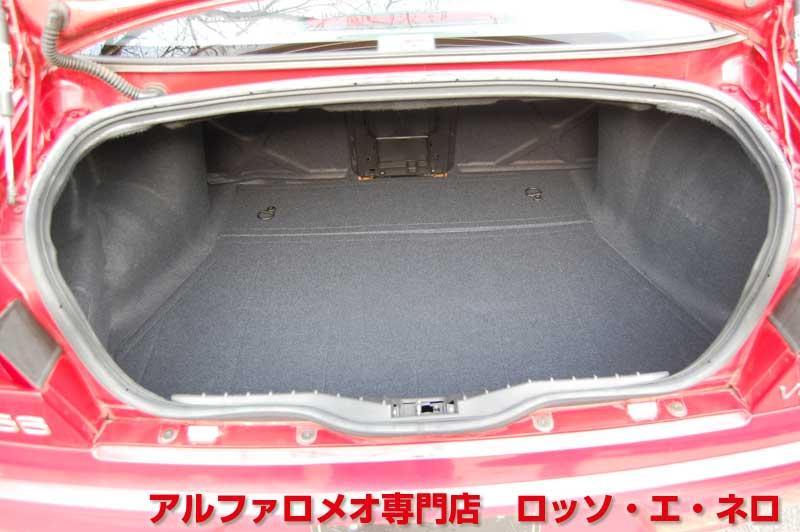 【新入荷】　アルファロメオ156　2.5V6Qシステム　アルファレッド・フェイズ２　タンレザーシート　タイベル一式交換済み