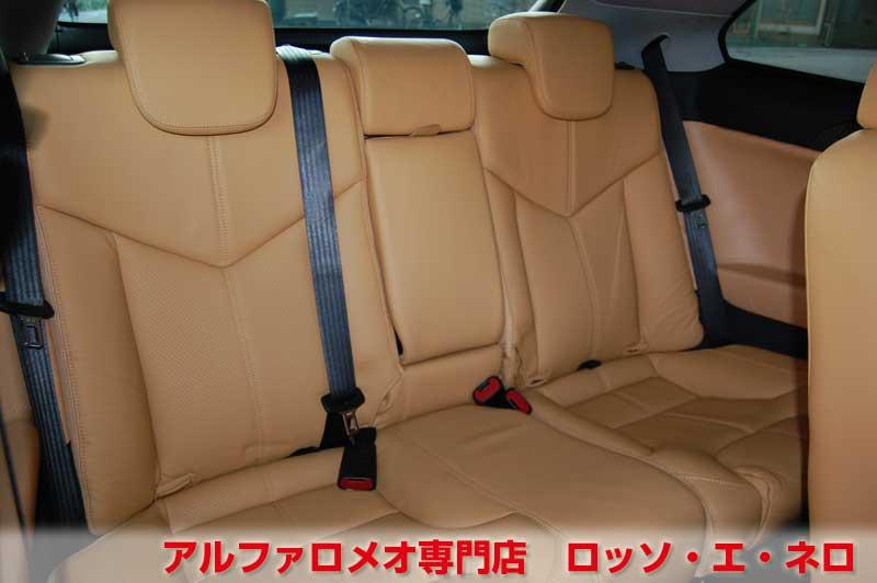 【新入荷】　アルファロメオＧＴ　3.2Ｖ6・6ＭＴ　走行距離14000キロ