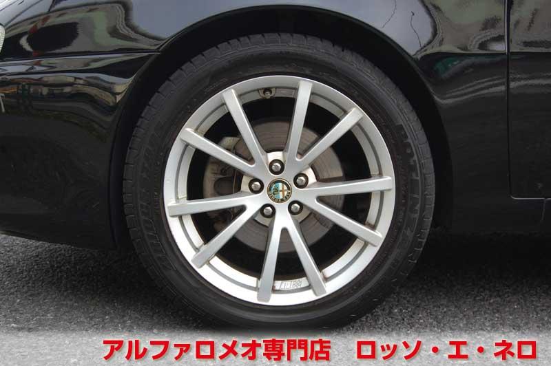 アルファロメオ147TI　ツインスパークセレスピード　ブラック・5ドア　スポーツレザー　タイベル交換済