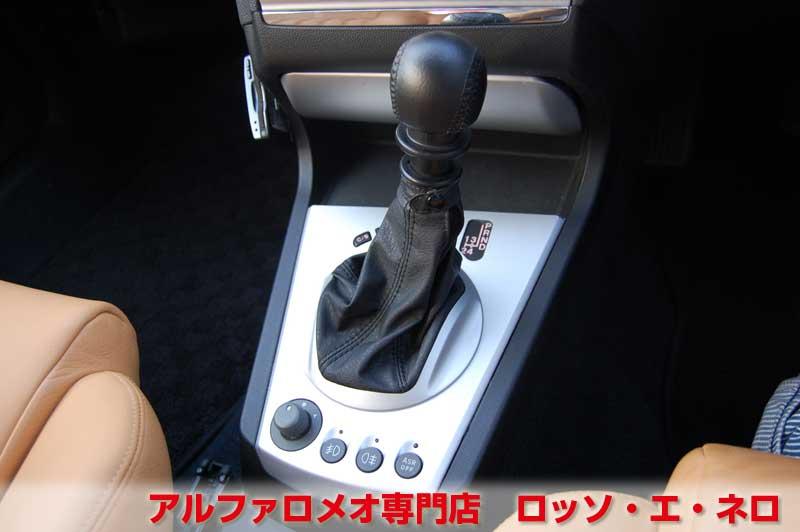 【新入荷】　アルファロメオ156　2.5Ｖ6Ｑシステム　フェイズ３（後期型）　ハラマブラック・タンレザー　ワンオーナー