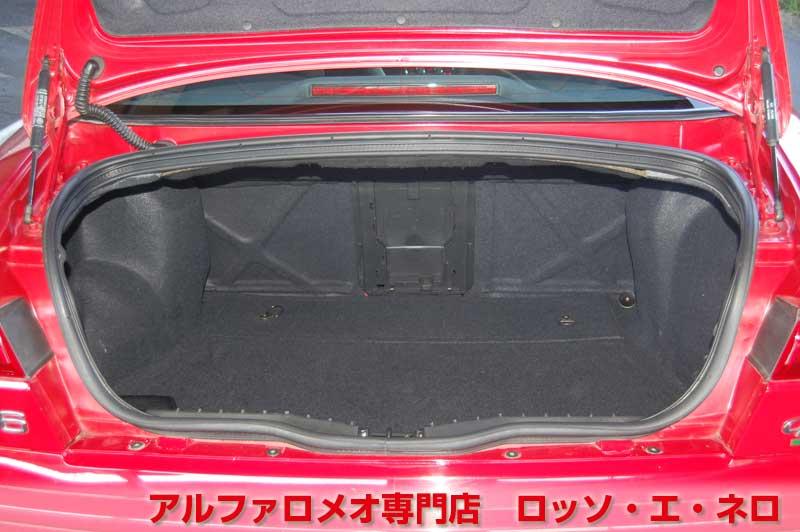アルファロメオ156ＧＴＡ　3.2Ｖ6・6ＭＴ・赤　社外マフラー