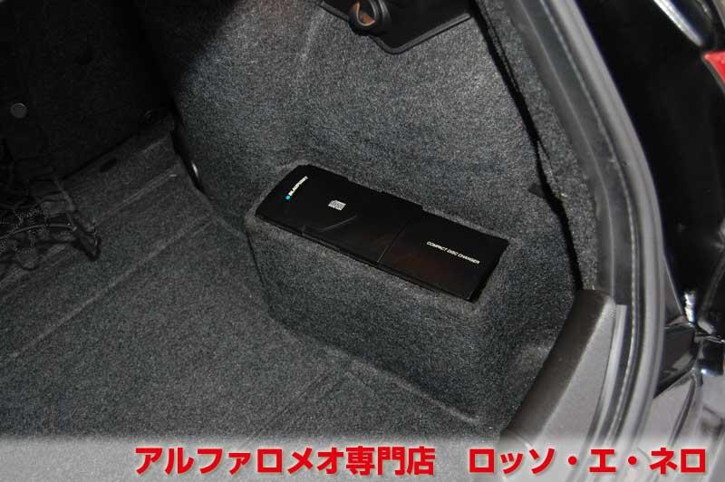 【新入荷】　アルファロメオ147TI　ツインスパークセレスピード　ブラック・5ドア
