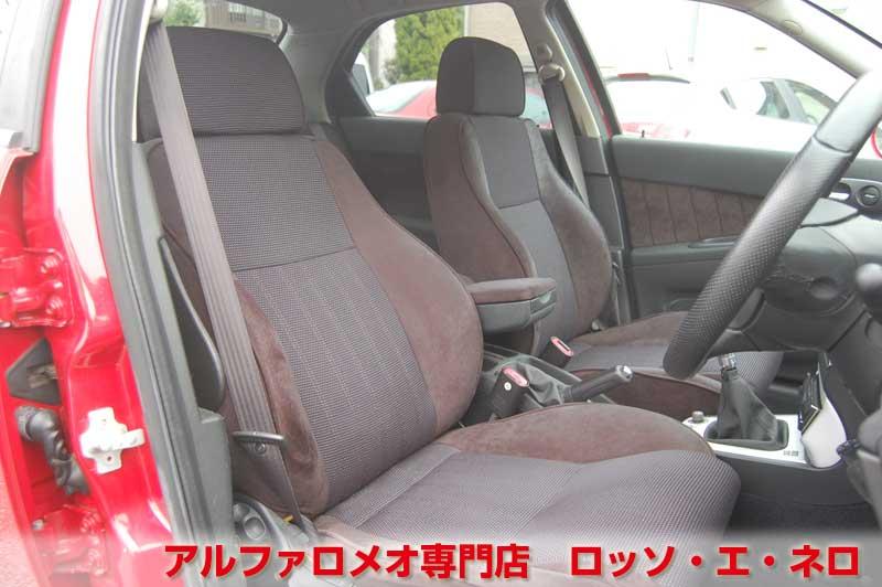 【新入荷】　アルファロメオ156　後期・2.0JTS・5MT　赤・29000キロ