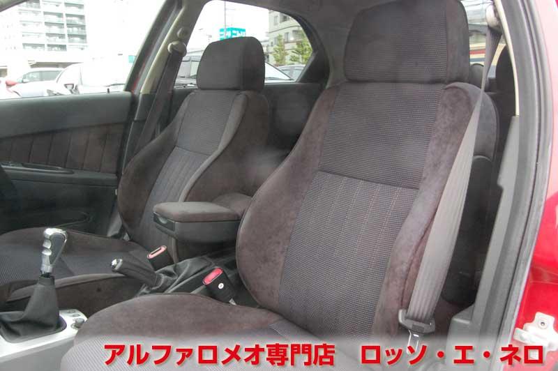 【新入荷】　アルファロメオ156　後期・2.0JTS・5MT　赤・29000キロ