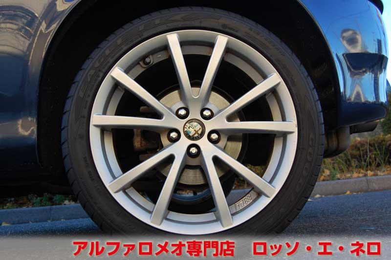 【新入荷】　アルファロメオ147　ＴＩ2.0ツインスパーク　3Ｄ・ブルー・1オーナー　タイミングベルト　ウオーターポンプ交換済み