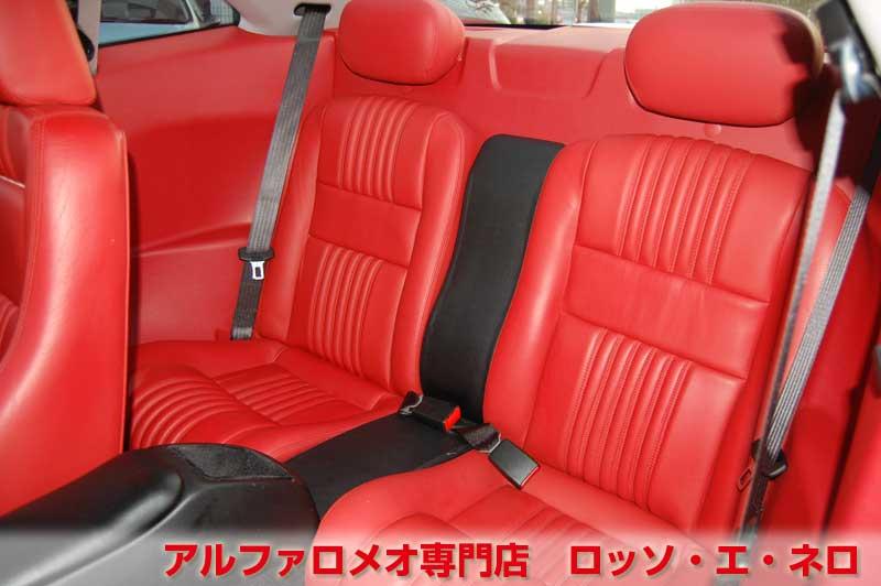 アルファロメオGTV　3.2V6・6MT　ブラック・赤レザー
