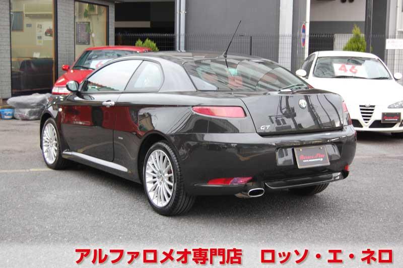 アルファロメオＧＴ　2.0ＪＴＳセレスピード　エクスクルーシブ・ブラック　赤レザーシート