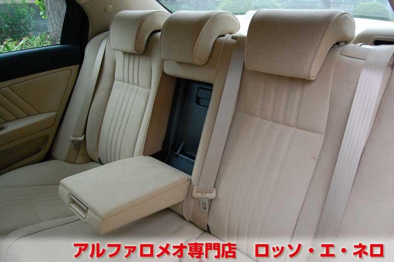 アルファロメオ159　2.2ＪＴＳ・6ＭＴ　ブラック・ベージュ内装　社外18インチＡＷ
