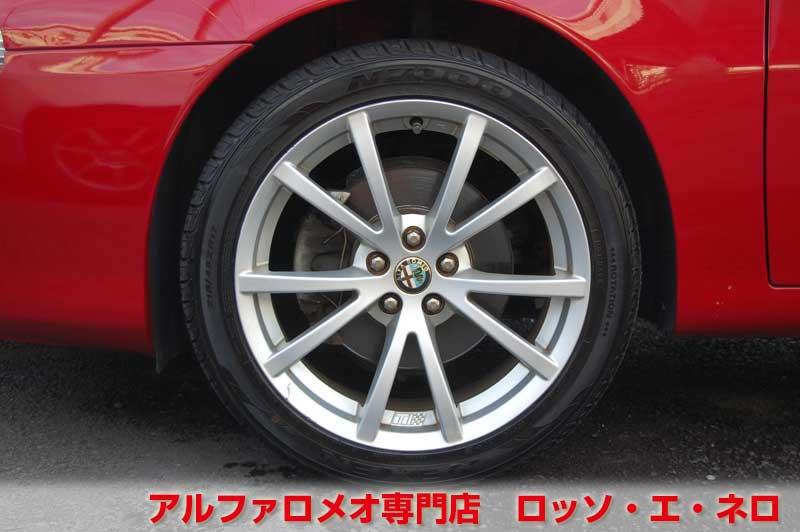 【新入荷】　アルファロメオ147Ti　1.6ツインスパーク　5MT・5ドア・赤