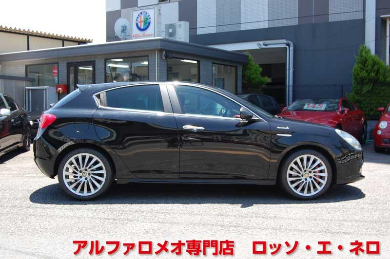 【新入荷】　アルファロメオ　ジュリエッタ　スポルティーバ　後期・黒・赤内装　25000キロ