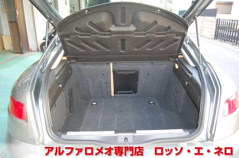 アルファロメオGT　3.2V6・6MT　グレー・ベージュ内装