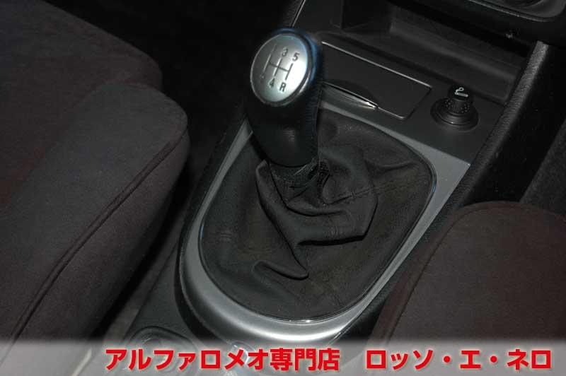 アルファロメオ147　1.6ツインスパーク　5MT・右H・5ドア　走行29000キロ