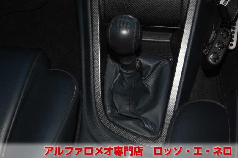 【新入荷】　アルファロメオ156　2.5Ｖ6・6ＭＴ　シルバー　走行42,000キロ