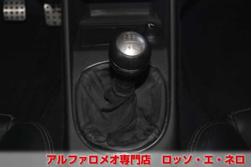 アルファロメオ147GTA　3.2V6・6MT　ブラック・イモラレザー