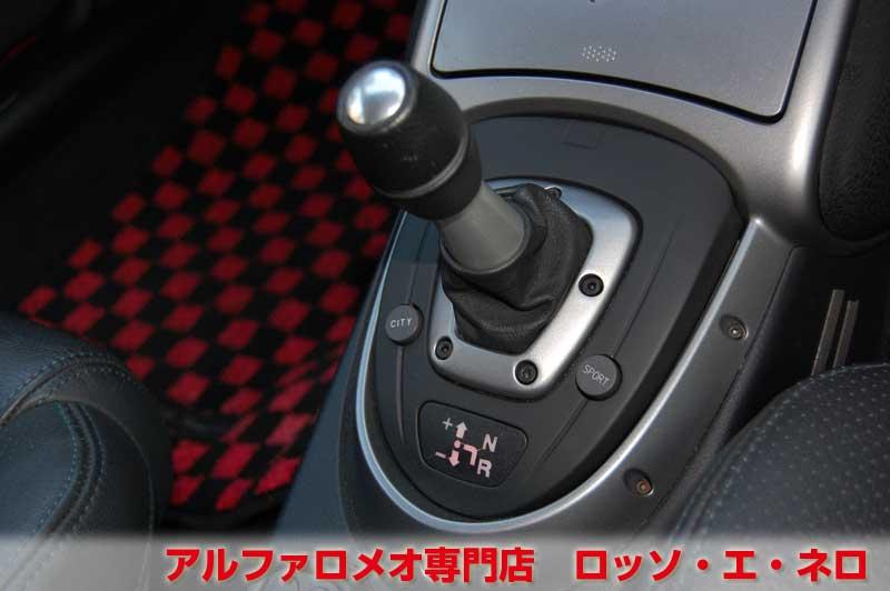 【新入荷】　アルファロメオGT　2.0JTSセレスピード　アルファレッド　ローダウン＆マフラー