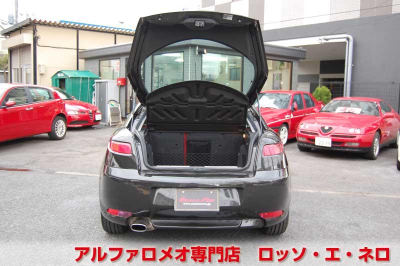 アルファロメオＧＴ　2.0ＪＴＳセレスピード　エクスクルーシブ・ブラック　赤レザーシート