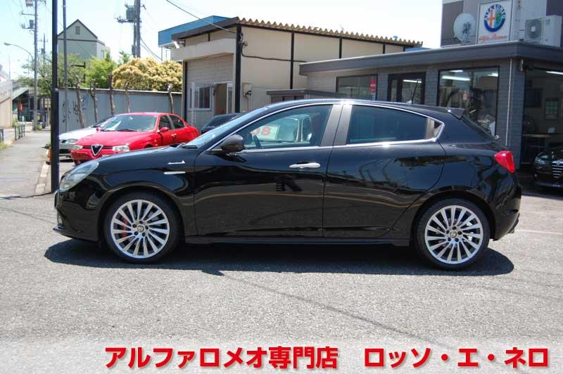 【新入荷】　アルファロメオ　ジュリエッタ　スポルティーバ　後期・黒・赤内装　25000キロ