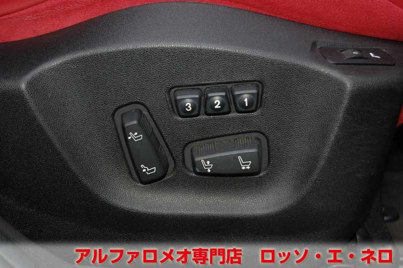 【新入荷】　アルファロメオ　ジュリエッタ　スポルティーバ　後期・黒・赤内装　25000キロ