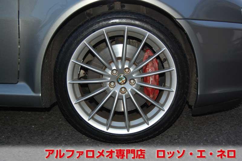 アルファロメオGT　3.2V6・6MT　グレー・ベージュ内装