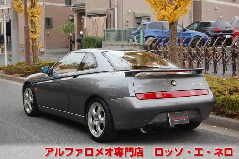 アルファロメオＧＴＶ　中期・3.0Ｖ6・6ＭＴ　グレー・赤レザー　マフラー＆ローダウン