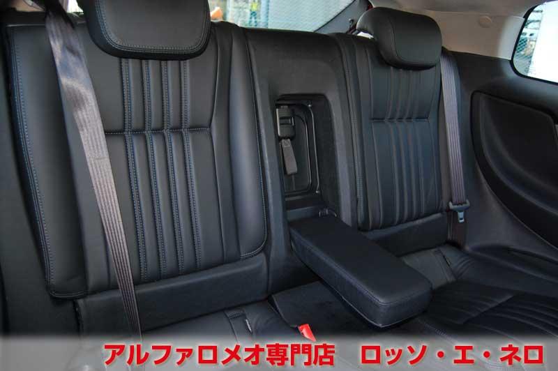 アルファロメオブレラ　スカイウィンドウ　2.2JTS・6MT・赤