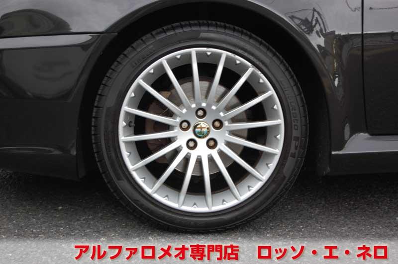 アルファロメオＧＴ　2.0ＪＴＳセレスピード　エクスクルーシブ・ブラック　赤レザーシート