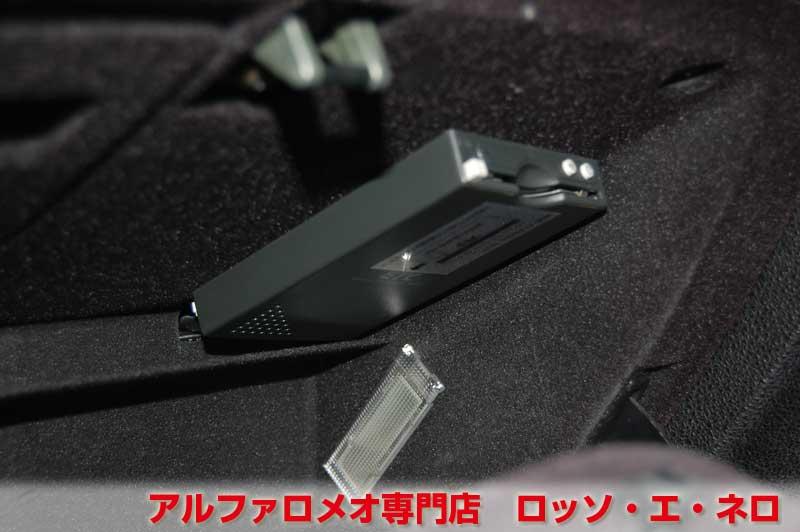 【新入荷】　アルファロメオ156SW　2.5V6Qシステム　フェイズ2・ブラック　社外17AW・マフラー