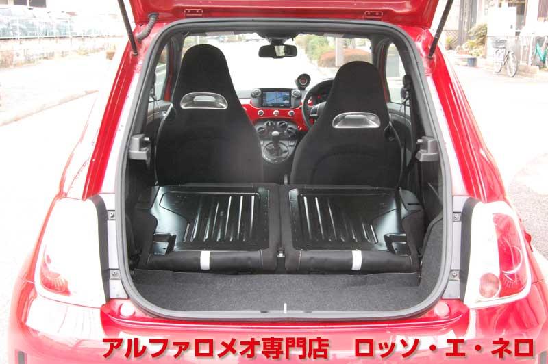 アバルト500　右ハンドル　5ＭＴ・レッド