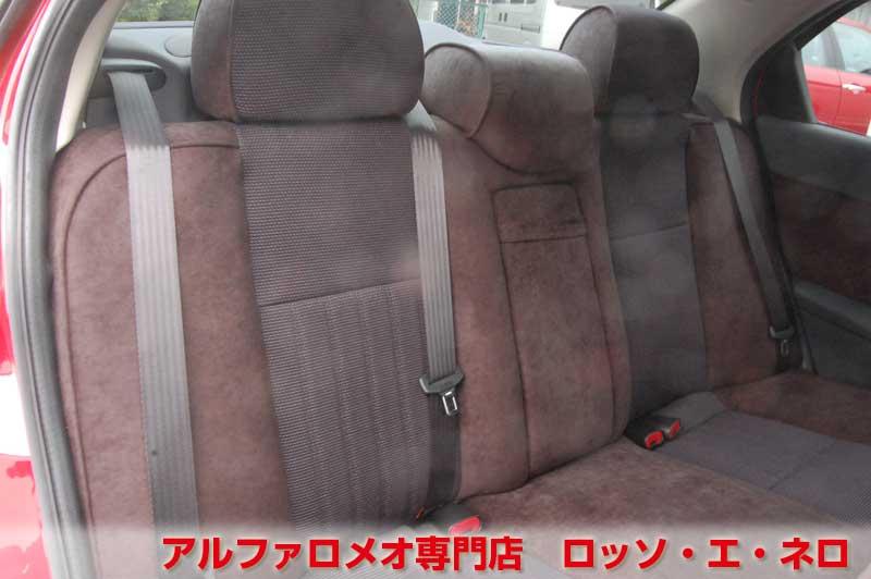 【新入荷】　アルファロメオ156　後期・2.0JTS・5MT　赤・29000キロ