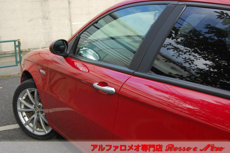 期間限定10/30（日）まで　決算キャンペーンプライス　　アルファロメオ147Ti　ツインスパークセレスピード　ＨＤＤナビ・スポーツレザー　ＨＩＤ・17インチＡＷ