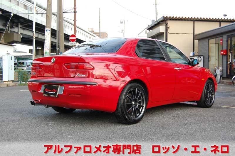 【新入荷】　アルファロメオ156　ツインスパークセレスピード　左ハンドル・アルファレッド　ローダウン・１７インチＡＷ　社外マフラー