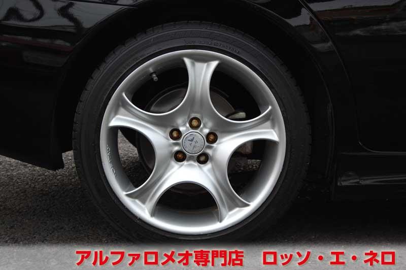 【新入荷】　アルファロメオ156SW　2.5V6Qシステム　フェイズ2・ブラック　社外17AW・マフラー