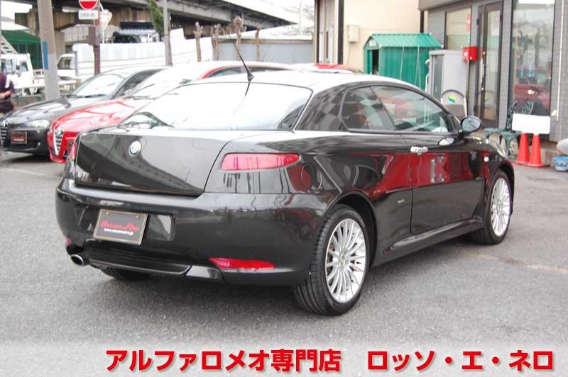 アルファロメオＧＴ　2.0ＪＴＳセレスピード　エクスクルーシブ・ブラック　赤レザーシート