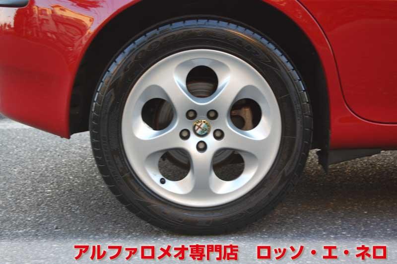 アルファ147　ツインスパークセレスピード　アルファレッド・5ドア　タンレザー・27,000キロ