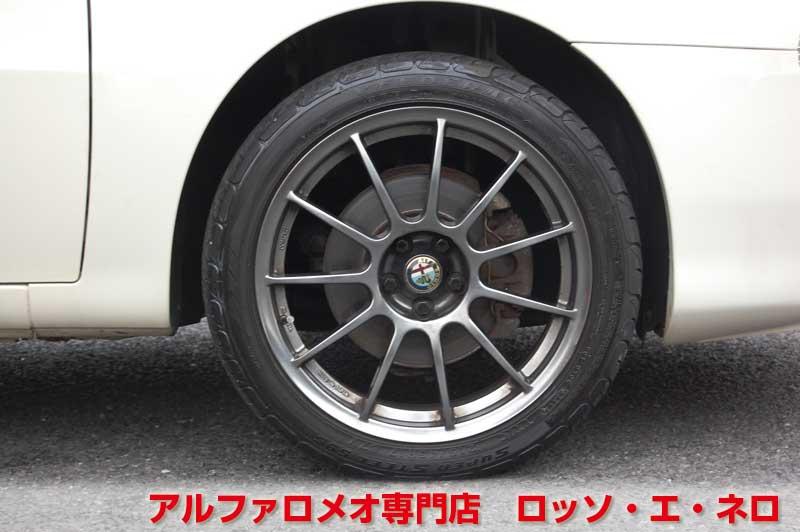 アルファロメオ147　後期・1.6ツインスパーク　5MT・5ドア・ホワイト　社外17インチＡＷ