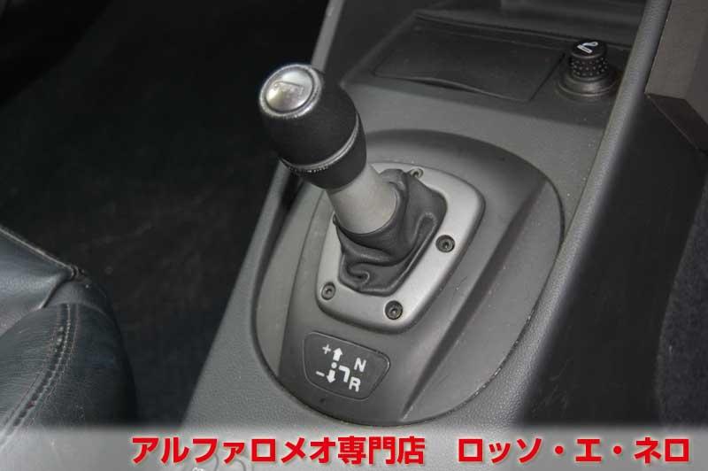 アルファロメオ147GTA　3.2V6セレスピード　ブラック・社外マフラー　ローダウン・18ＡＷ　タイベル一式交換済み
