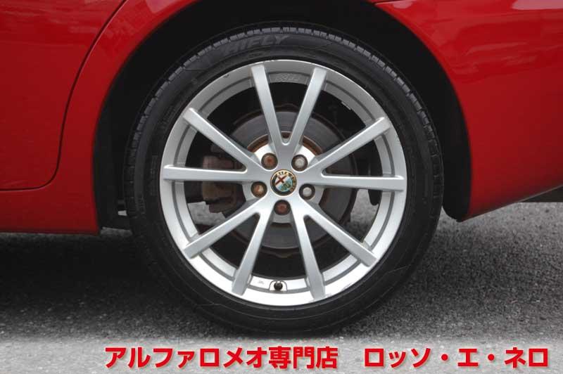 【新入荷】　アルファロメオ156　後期・2.0JTS・5MT　赤・29000キロ