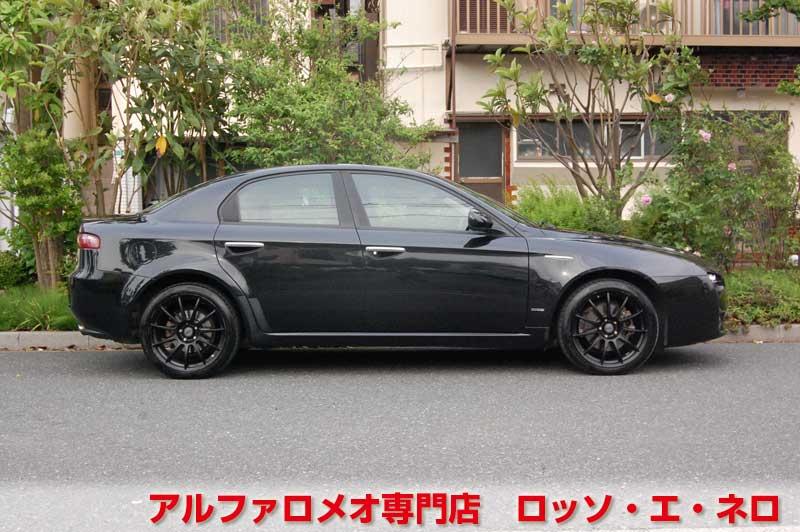 アルファロメオ159　2.2ＪＴＳ・6ＭＴ　ブラック・ベージュ内装　社外18インチＡＷ