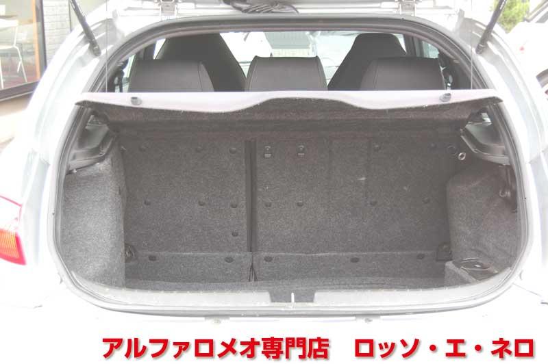 【1/21まで】　アルファロメオ147ＧＴＡ　3.2Ｖ6・6ＭＴ　3ドア・シルバー