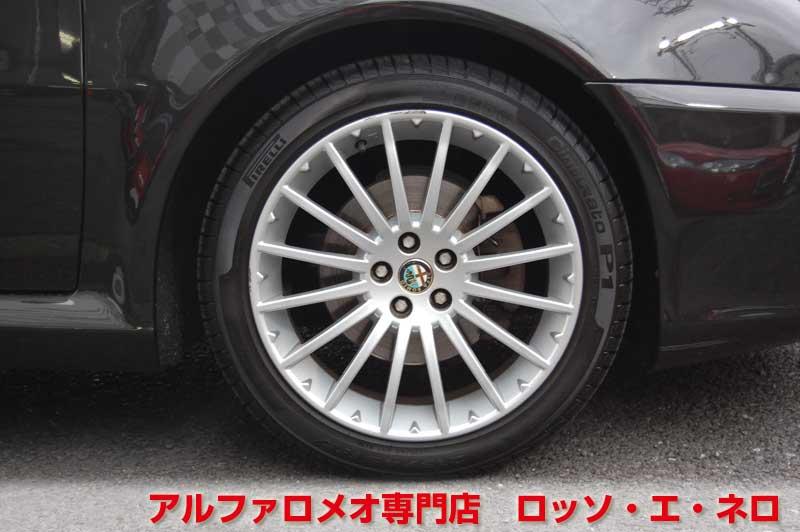 アルファロメオＧＴ　2.0ＪＴＳセレスピード　エクスクルーシブ・ブラック　赤レザーシート