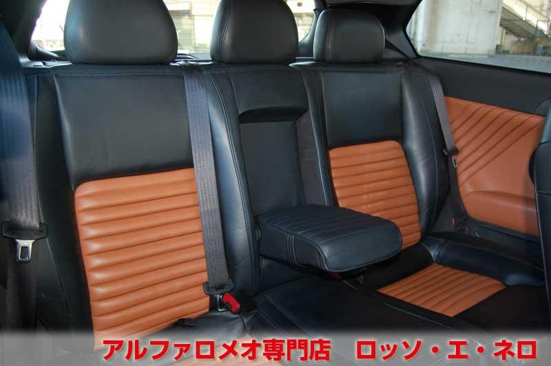 アルファロメオ147ＧＴＡ　3.2Ｖ6・6ＭＴ　3ドア・ブラック