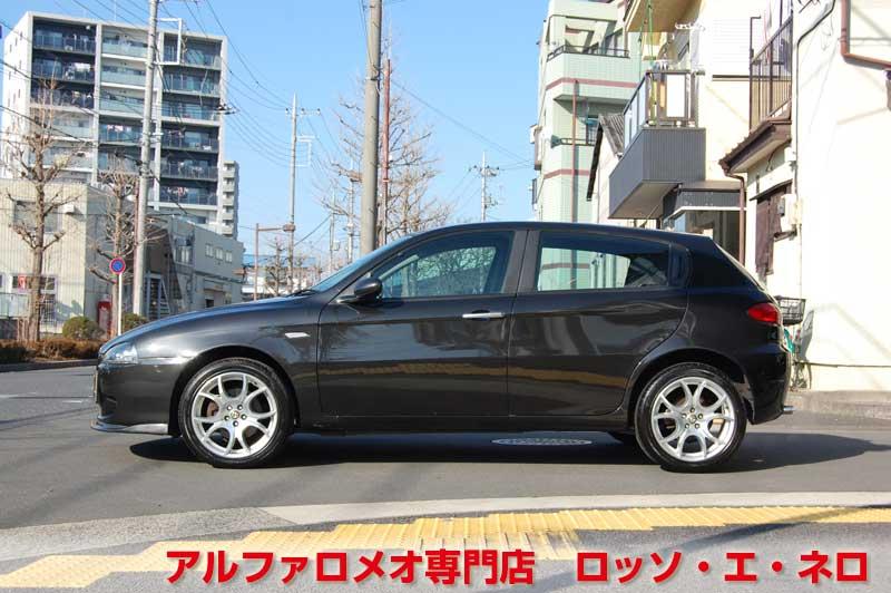 アルファロメオ147　1.6ツインスパーク　5MT・右H・5ドア　走行29000キロ
