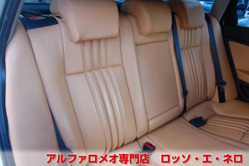 アルファロメオ159　スポーツワゴン　2.2ＪＴＳセレスピード　シルバー・ベージュ内装　19インチＡＷ・ナビ